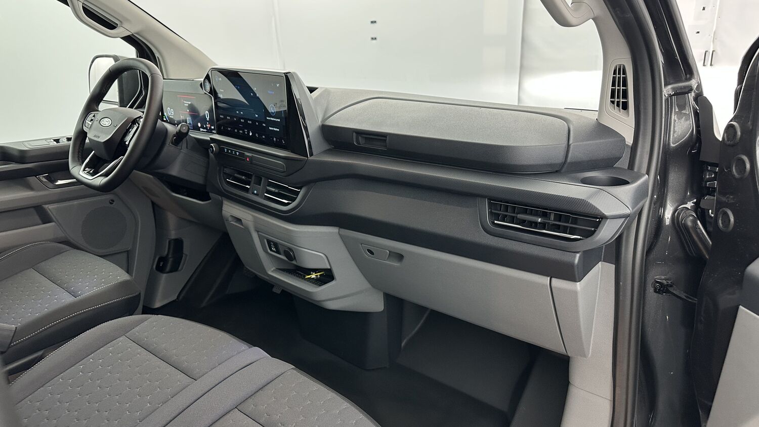 FORD TRANSIT CUSTOM II 320 L2H1 2.0 Ecoblue 170ch Limited BVA8