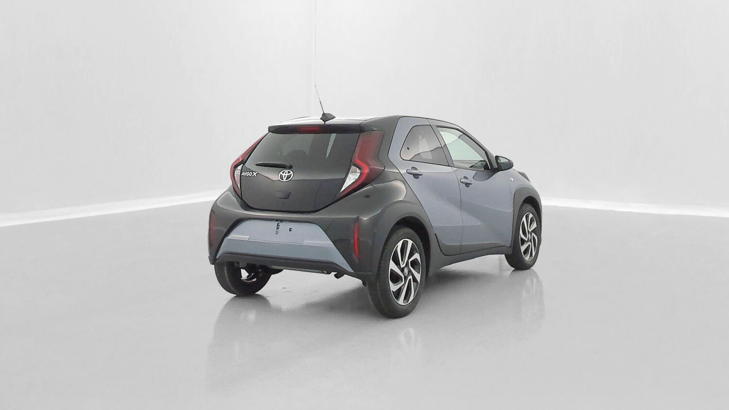 TOYOTA AYGO X 1.0 VVT-i 72ch Design