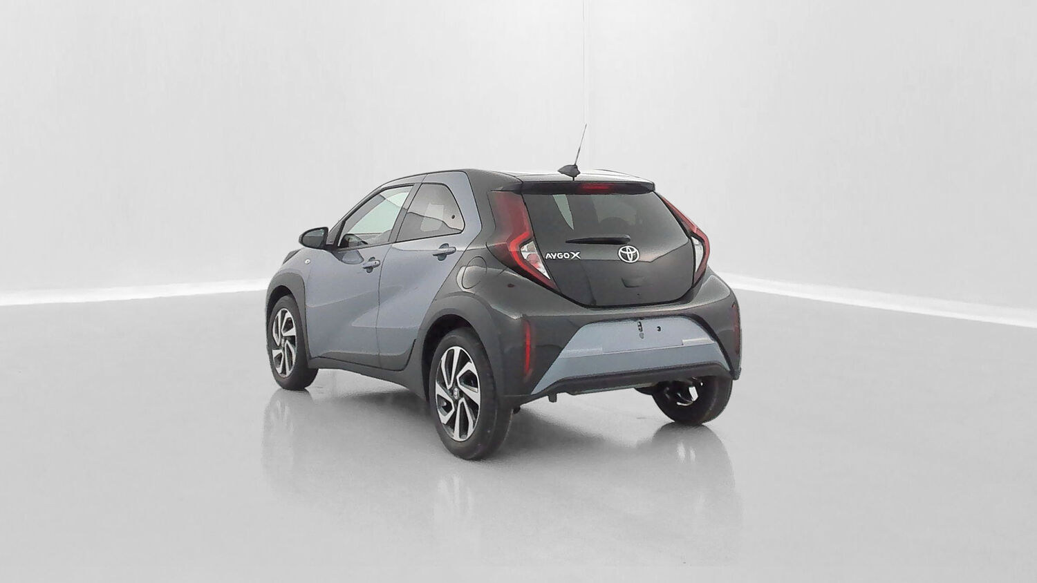 TOYOTA AYGO X 1.0 VVT-i 72ch Design