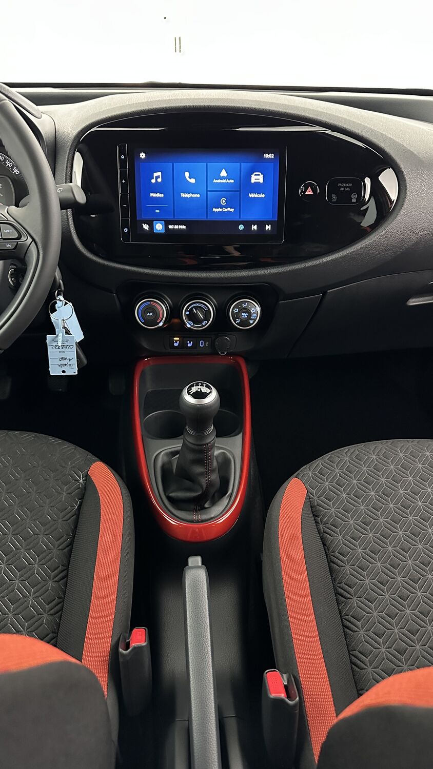 TOYOTA AYGO X 1.0 VVT-i 72ch Design + Sièges chauffants