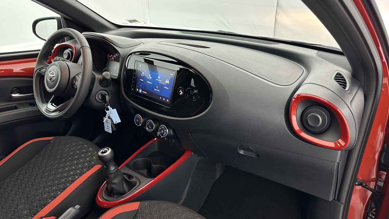 TOYOTA AYGO X 1.0 VVT-i 72ch Design + Sièges chauffants