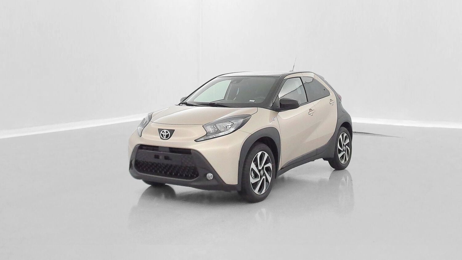 TOYOTA AYGO X 1.0 VVT-i 72ch Design Team Deutschland