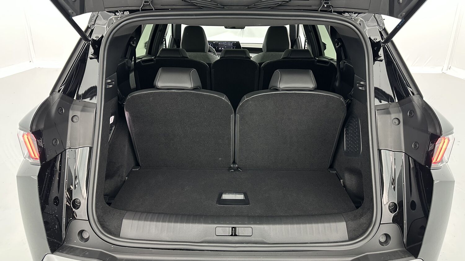 PEUGEOT 5008 III 1.2 Hybrid 136ch Allure e-DCS6