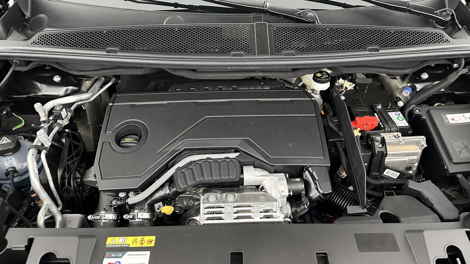 PEUGEOT 5008 III 1.2 Hybrid 136ch Allure e-DCS6