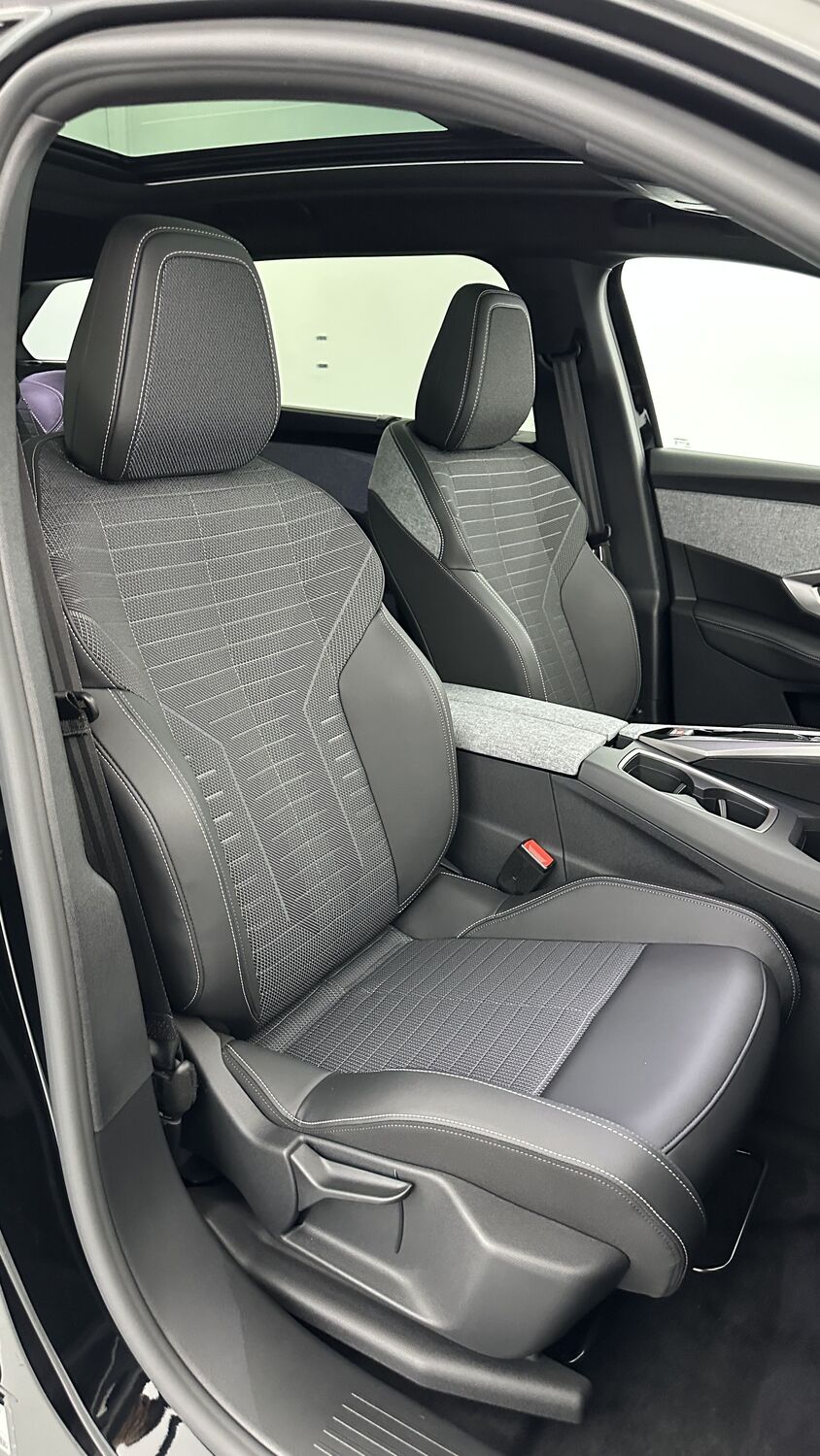 PEUGEOT 5008 III 1.2 Hybrid 136ch Allure e-DCS6