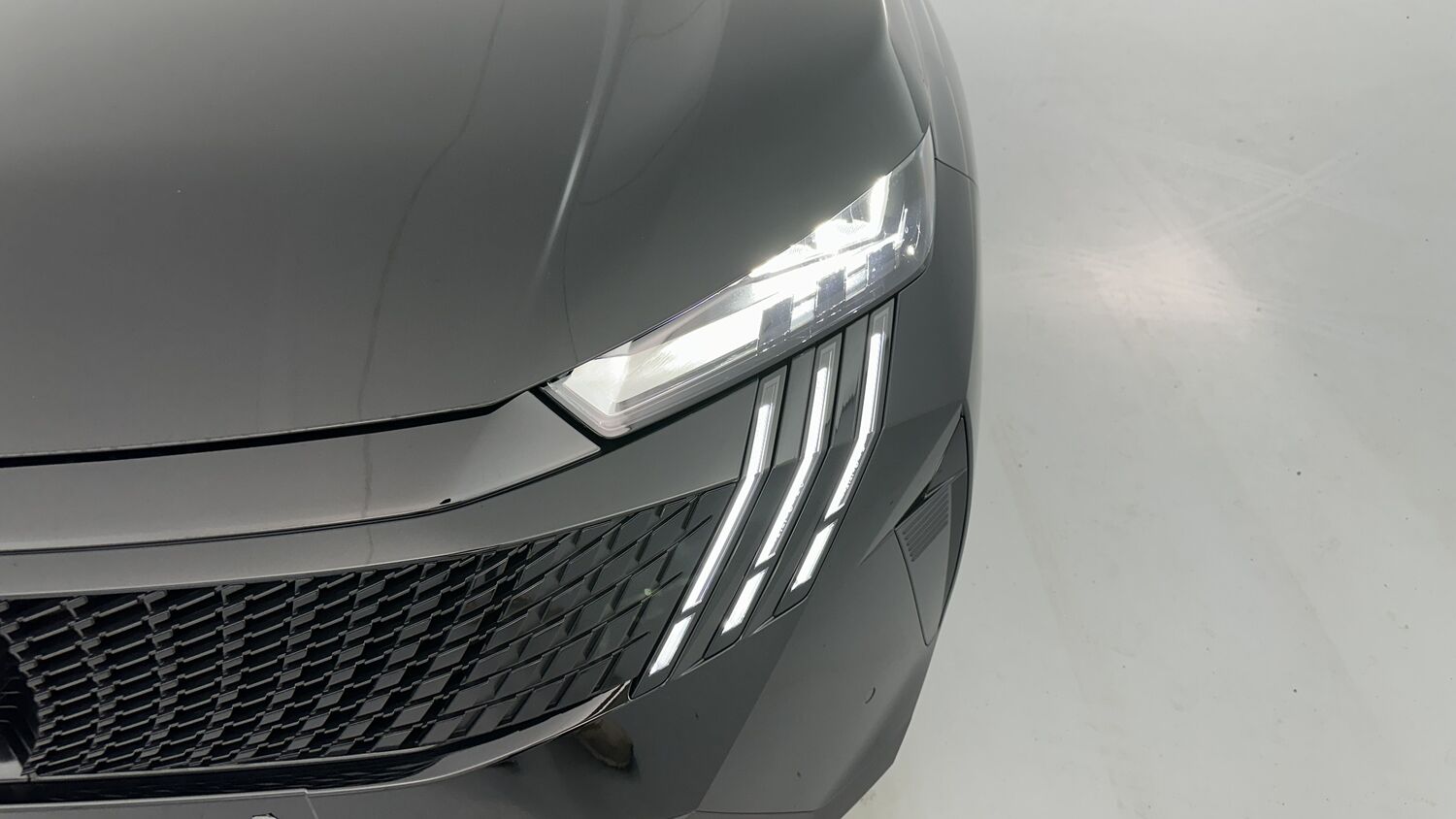 PEUGEOT 5008 III 1.2 Hybrid 136ch Allure e-DCS6
