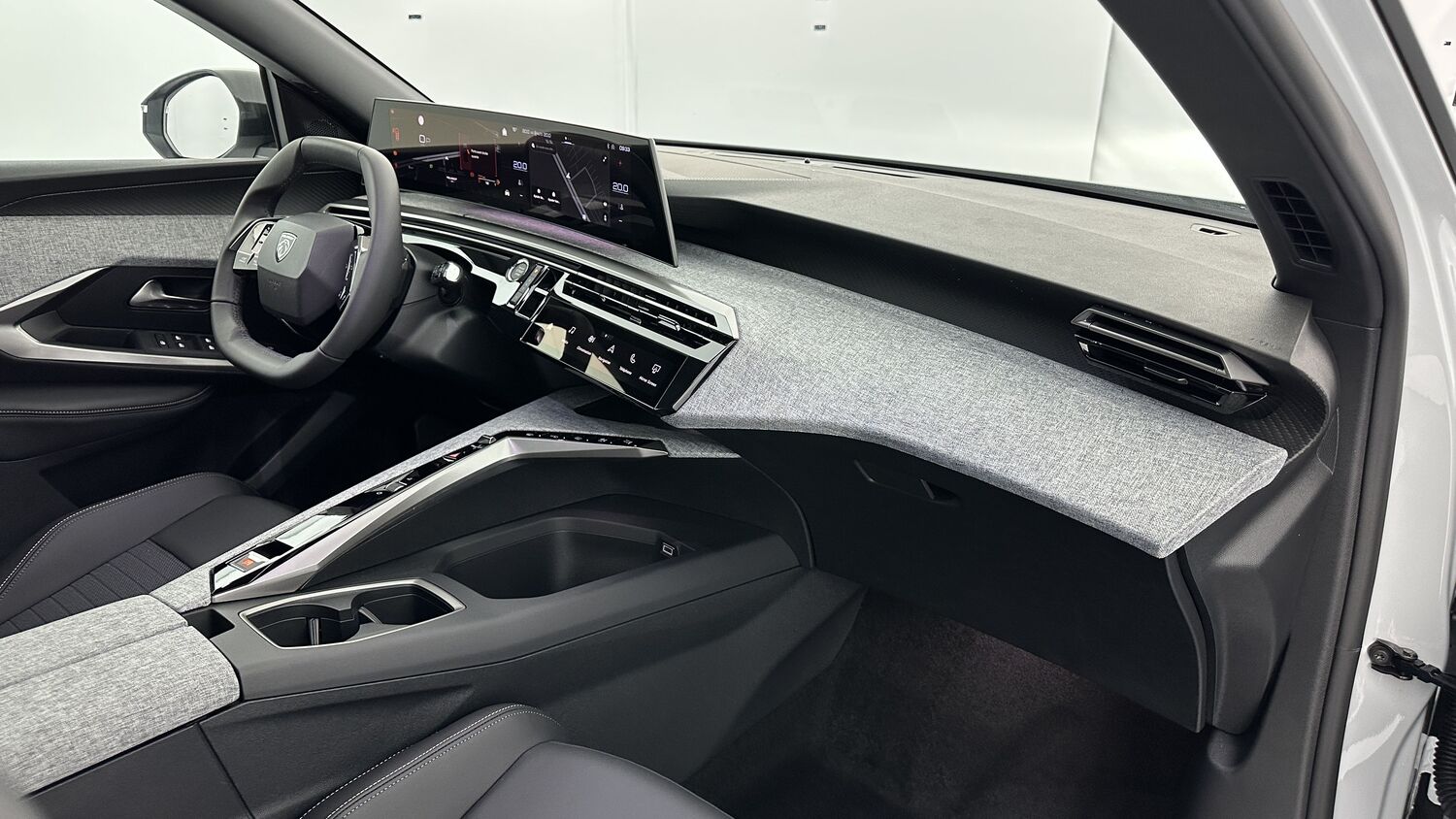 PEUGEOT 5008 III 1.2 Hybrid 136ch Allure e-DCS6