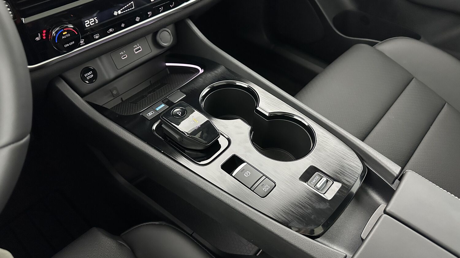 NISSAN X-TRAIL IV e-POWER 204ch N-Connecta 2WD
