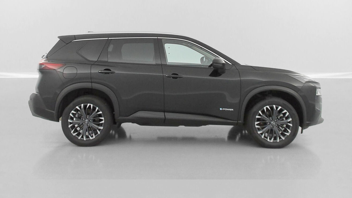 NISSAN X-TRAIL IV e-POWER 204ch N-Connecta 2WD