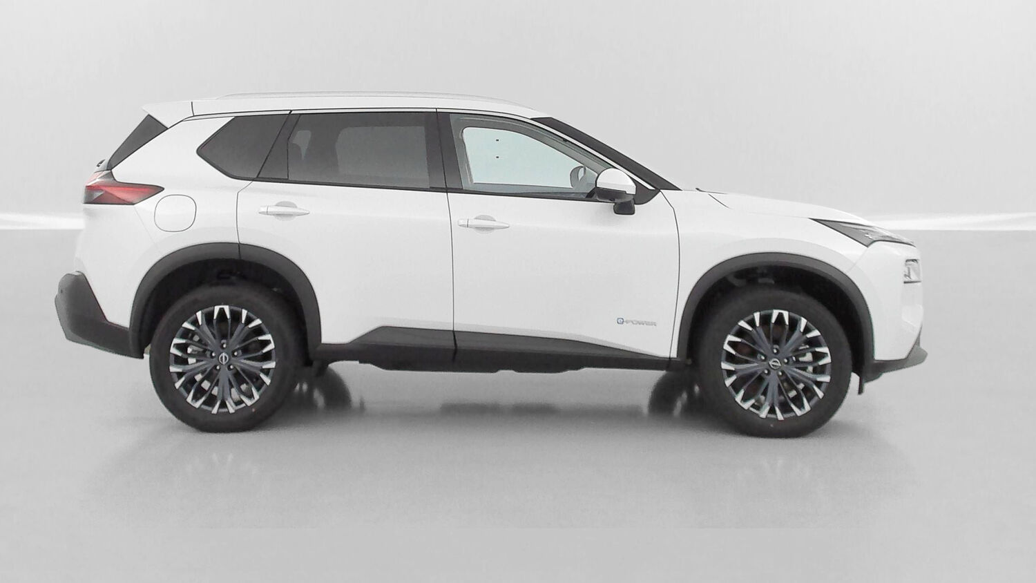 NISSAN X-TRAIL IV e-POWER 204ch N-Connecta 2WD