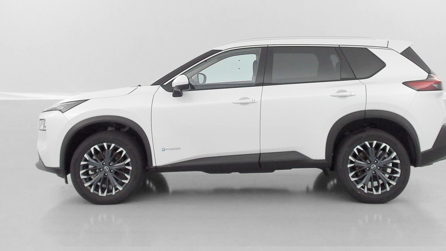 NISSAN X-TRAIL IV e-POWER 204ch N-Connecta 2WD