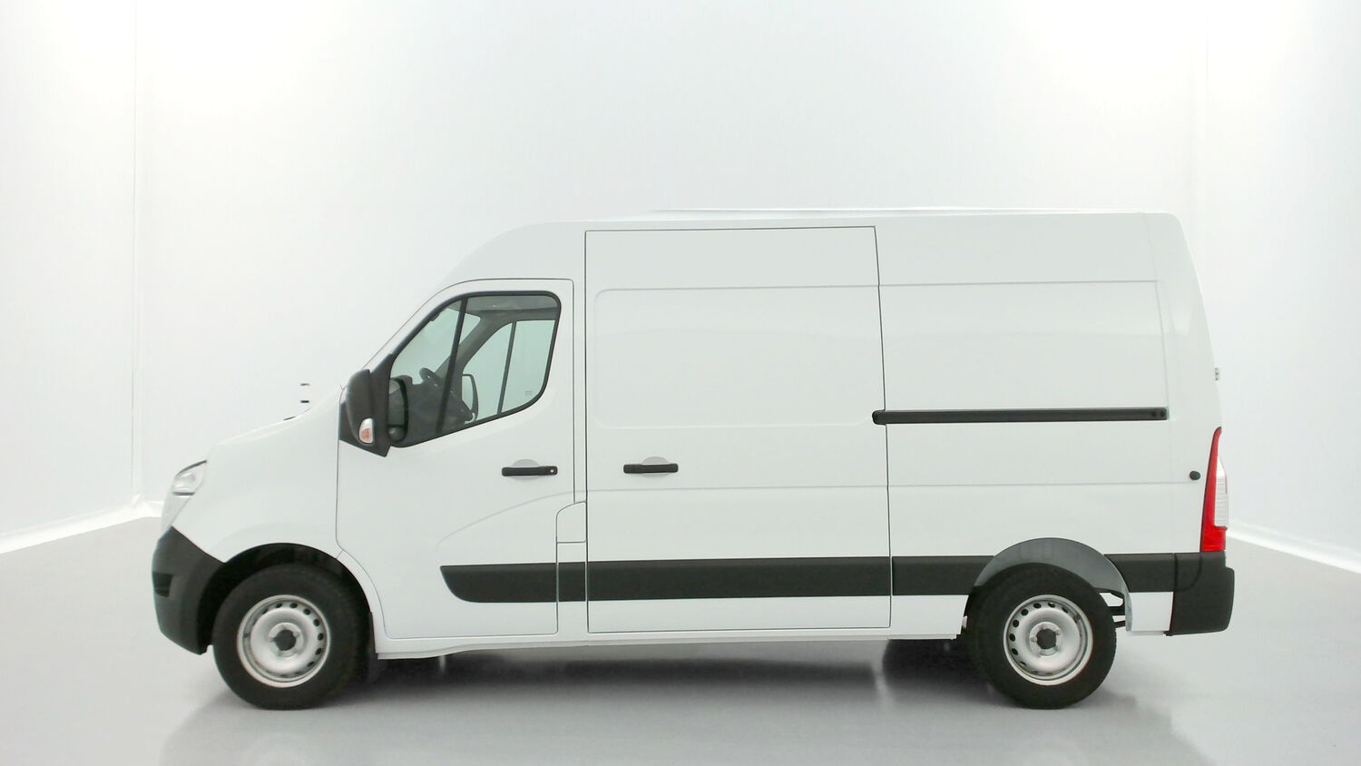 NISSAN INTERSTAR III L2H2 3T5 2.3 dCi 150ch Acenta