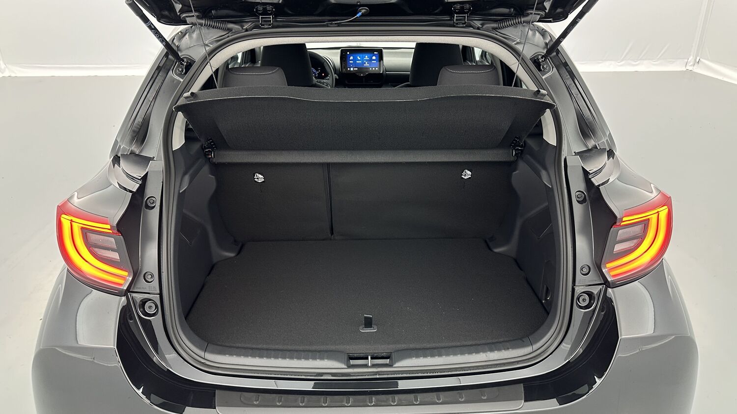 TOYOTA YARIS Hybride 116h Design e-CVT