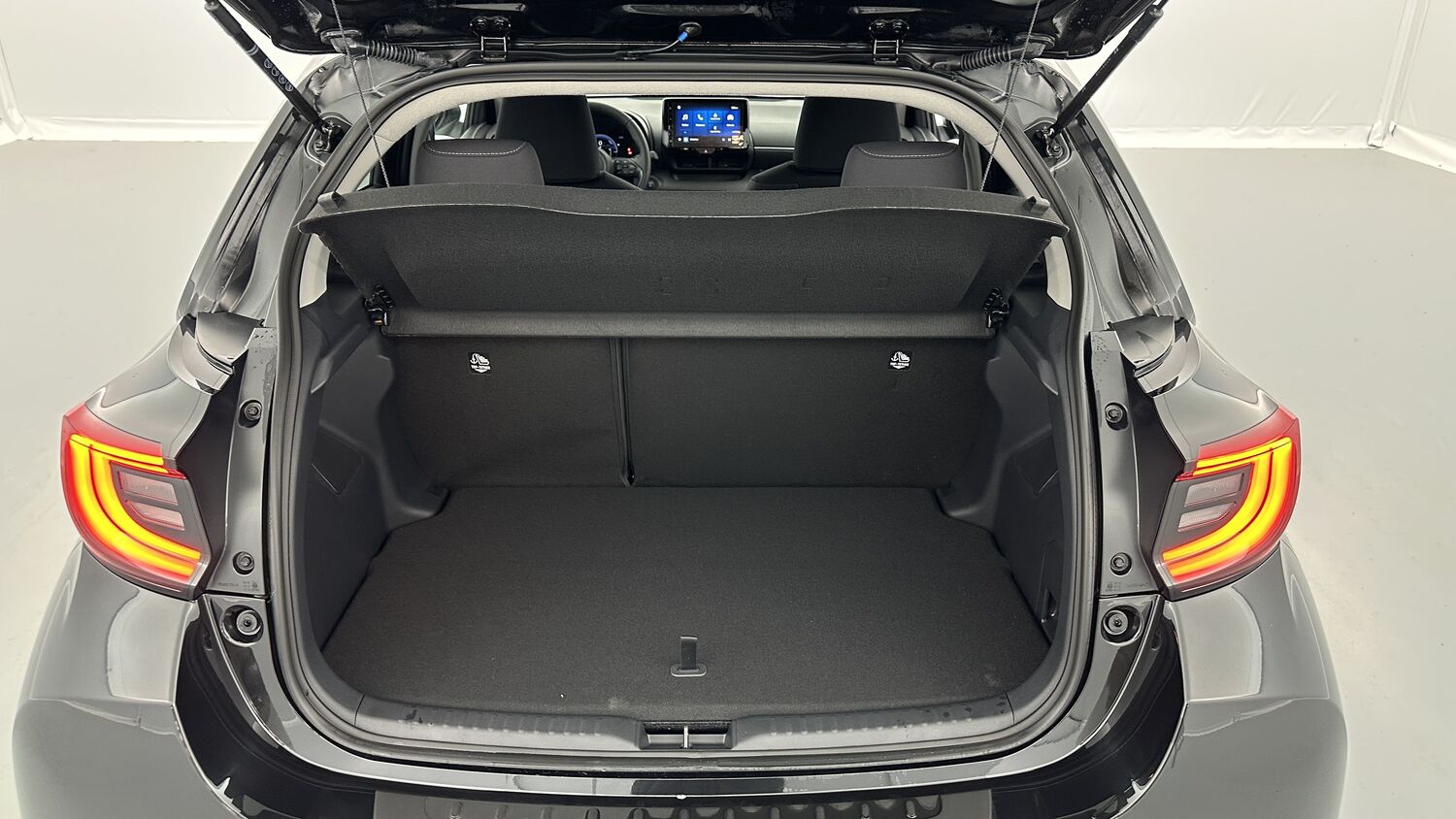 TOYOTA YARIS Hybride 116h Design e-CVT
