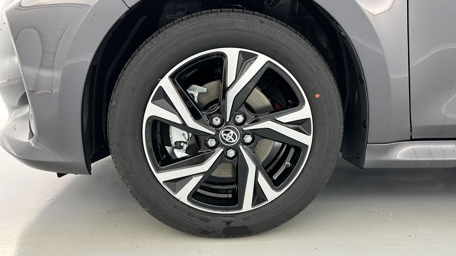 TOYOTA YARIS Hybride 116h Design e-CVT