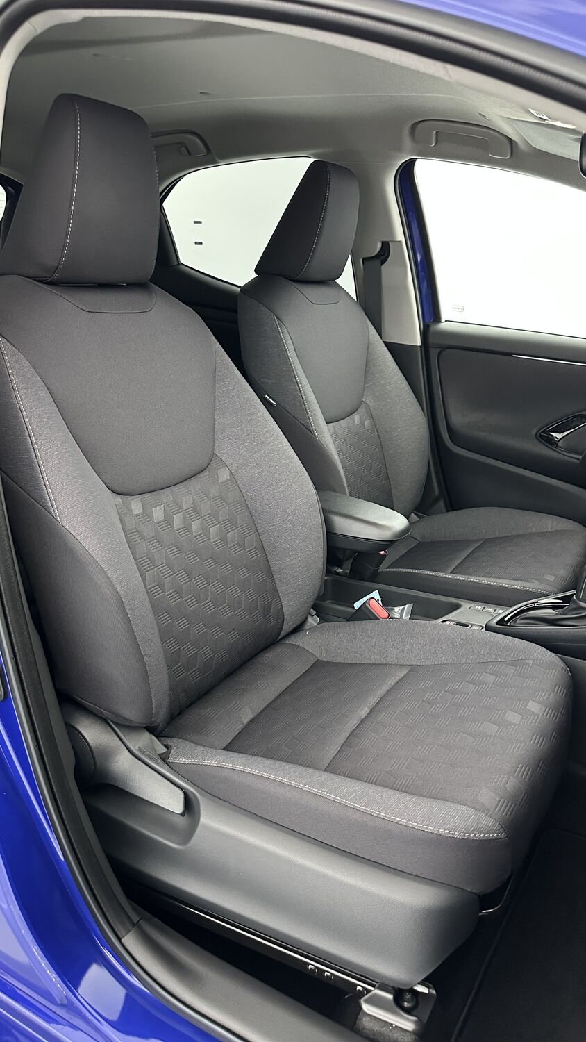 TOYOTA YARIS Hybride 116h Design e-CVT