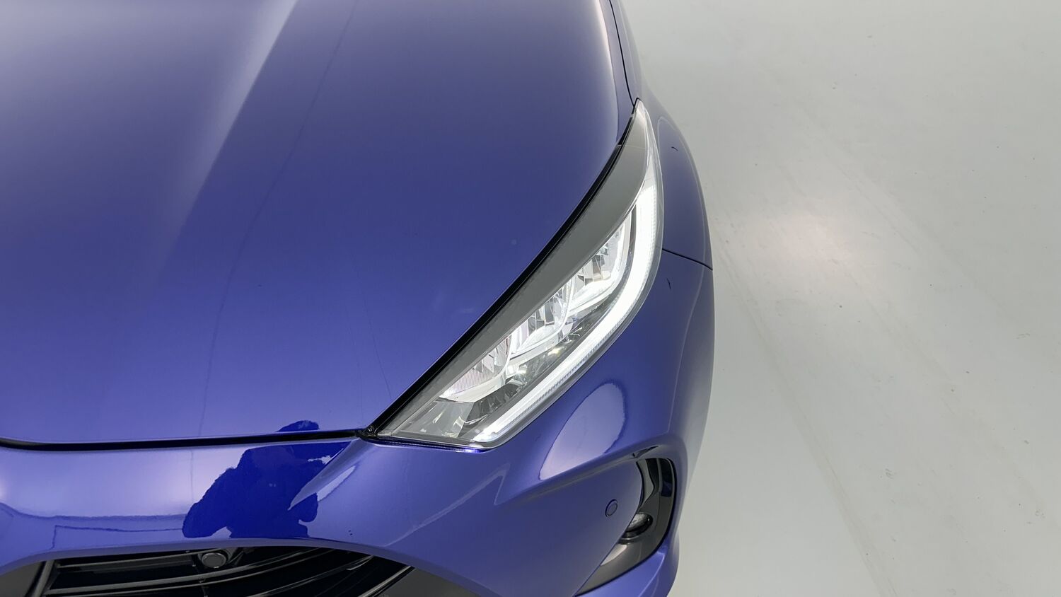 TOYOTA YARIS Hybride 116h Design e-CVT