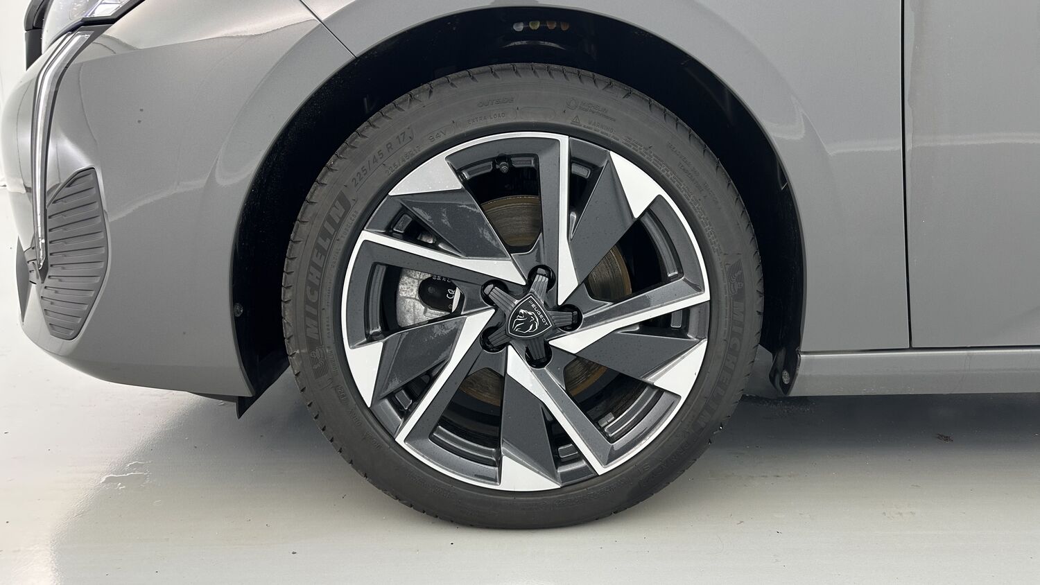 PEUGEOT 308 III 1.5 BlueHDi 130ch Allure EAT8