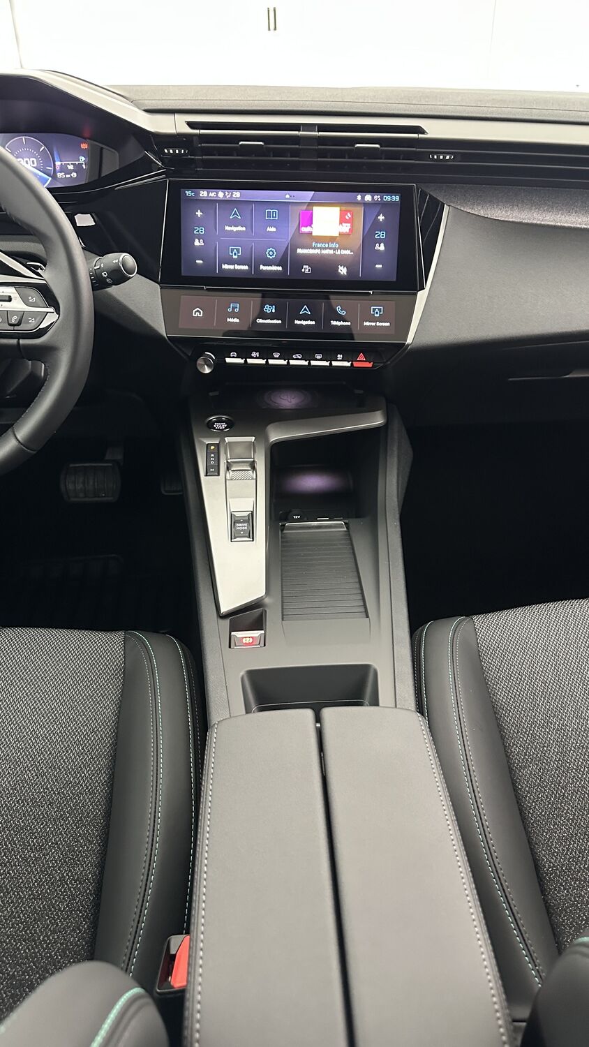 PEUGEOT 308 III 1.5 BlueHDi 130ch Allure EAT8