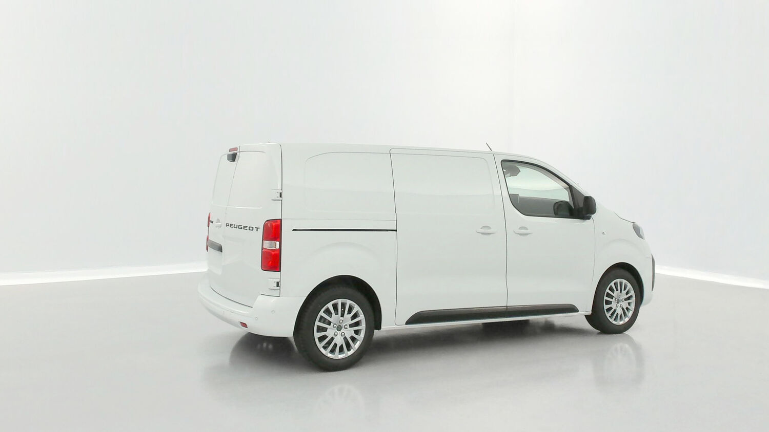 PEUGEOT EXPERT III M 2.0 BlueHDi 145ch EAT8