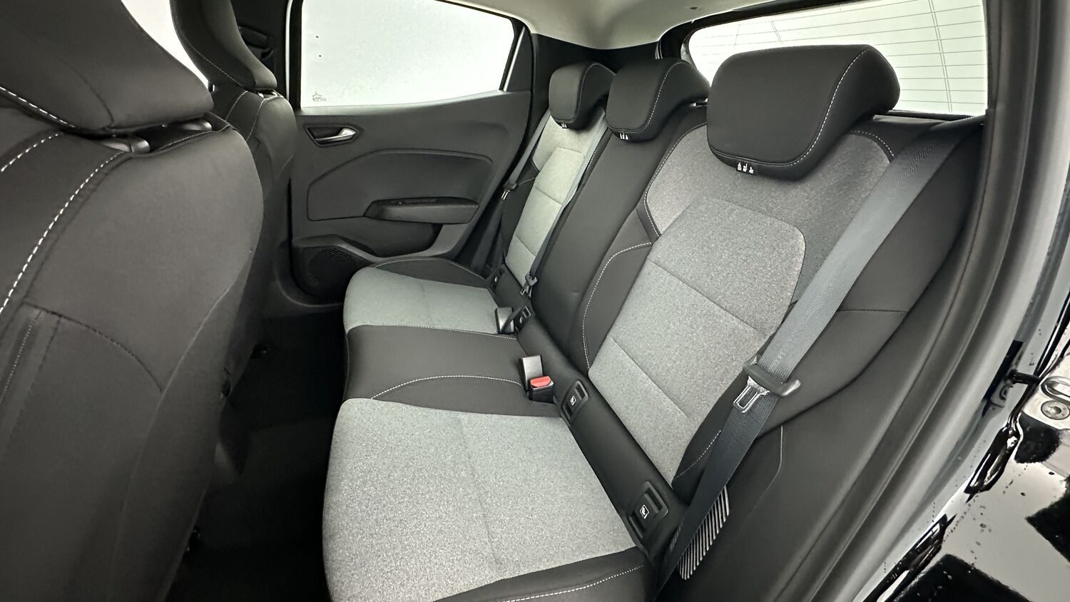 RENAULT CLIO V(2) E-Tech full hybrid 145ch Evolution
