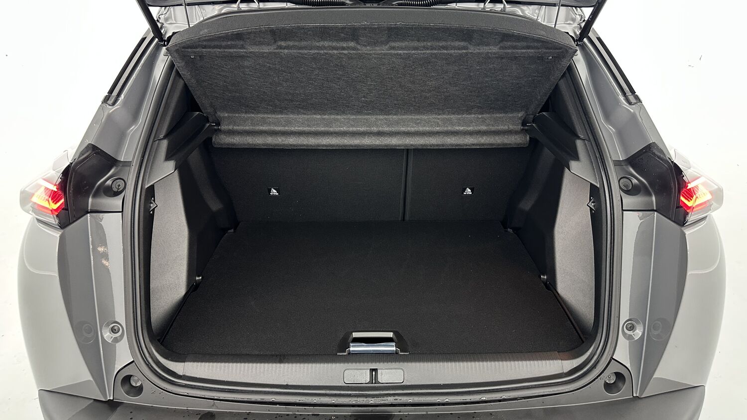PEUGEOT 2008 II(2) 1.2 Hybrid 136ch e-DCS6 GT