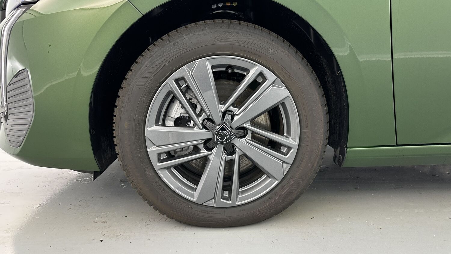 PEUGEOT 308 1.2 Hybrid 145ch Allure e-DCS6