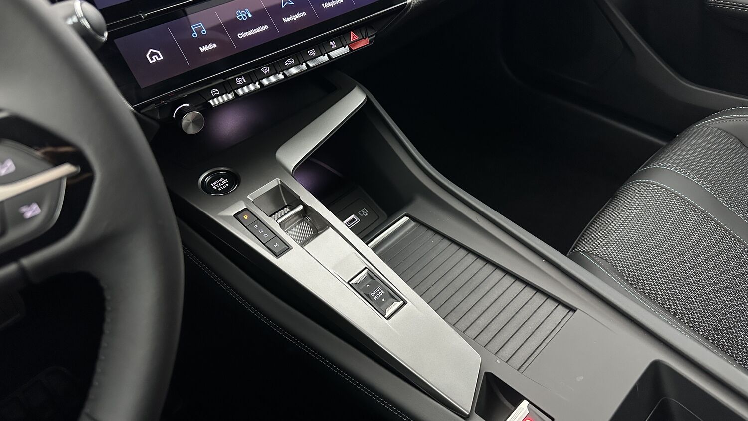 PEUGEOT 308 1.2 Hybrid 145ch Allure e-DCS6