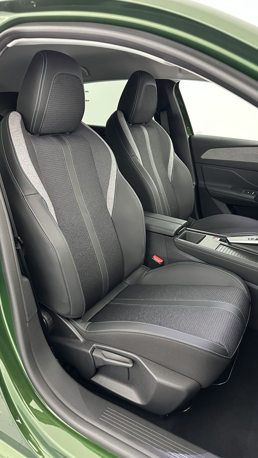 PEUGEOT 308 1.2 Hybrid 145ch Allure e-DCS6