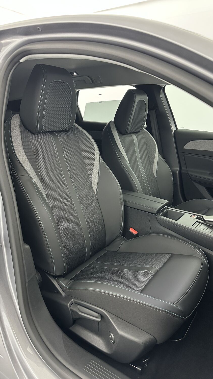 PEUGEOT 308 SW III 1.2 Hybrid 136ch Allure e-DCS6