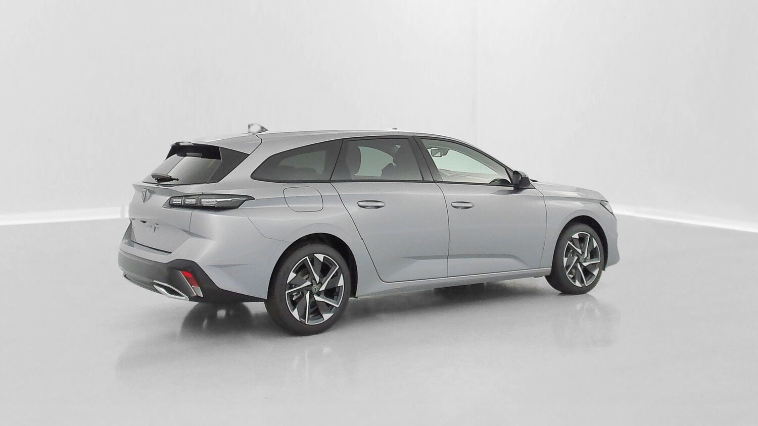 PEUGEOT 308 SW III 1.2 Hybrid 136ch Allure e-DCS6