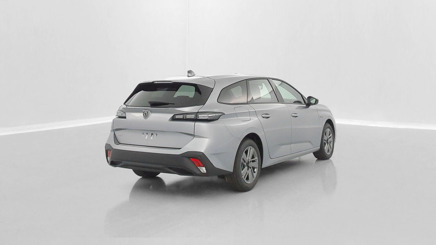 PEUGEOT 308 SW III 1.2 Hybrid 145ch Style e-DCS6