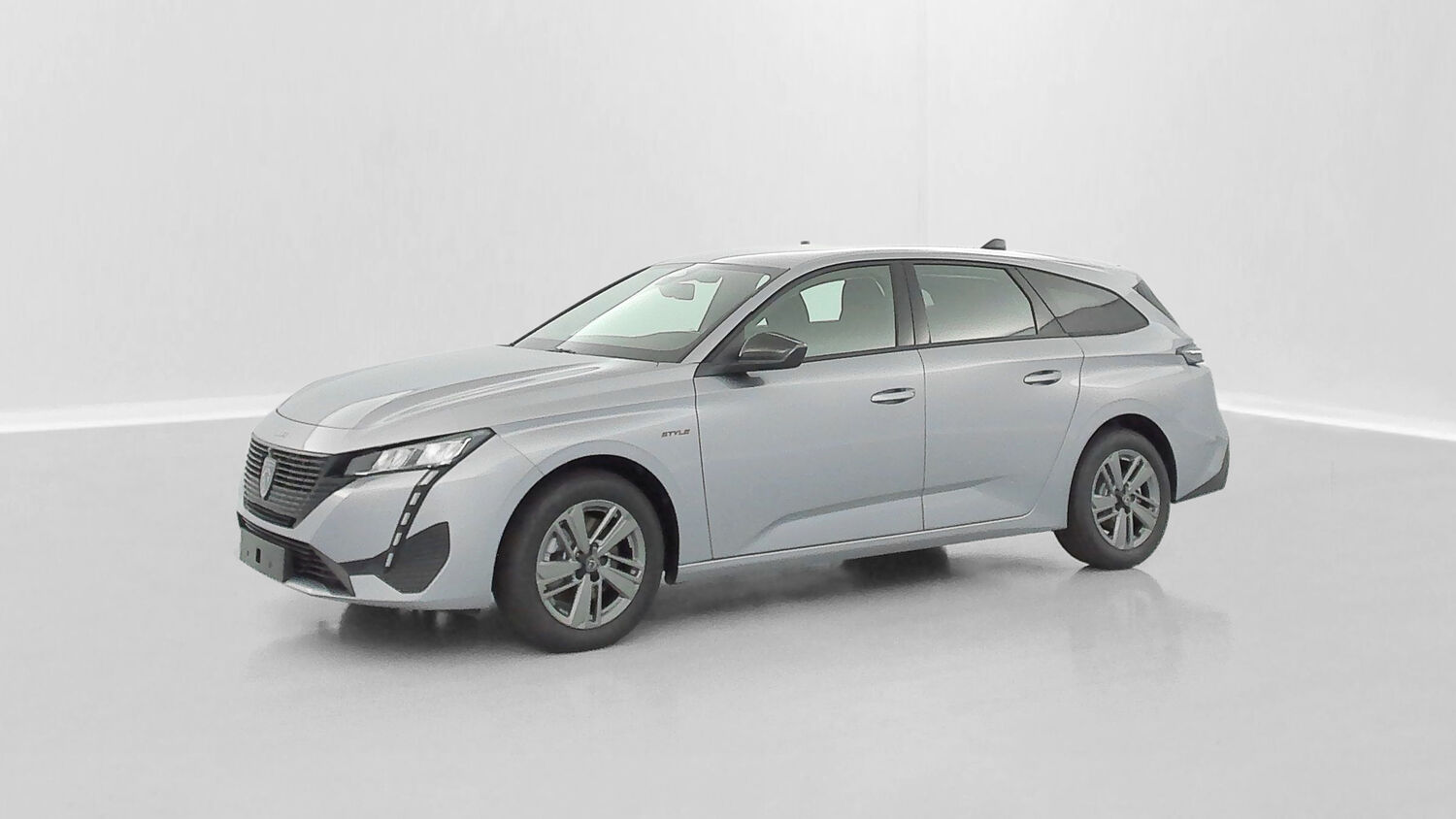 PEUGEOT 308 SW III 1.2 Hybrid 145ch Style e-DCS6