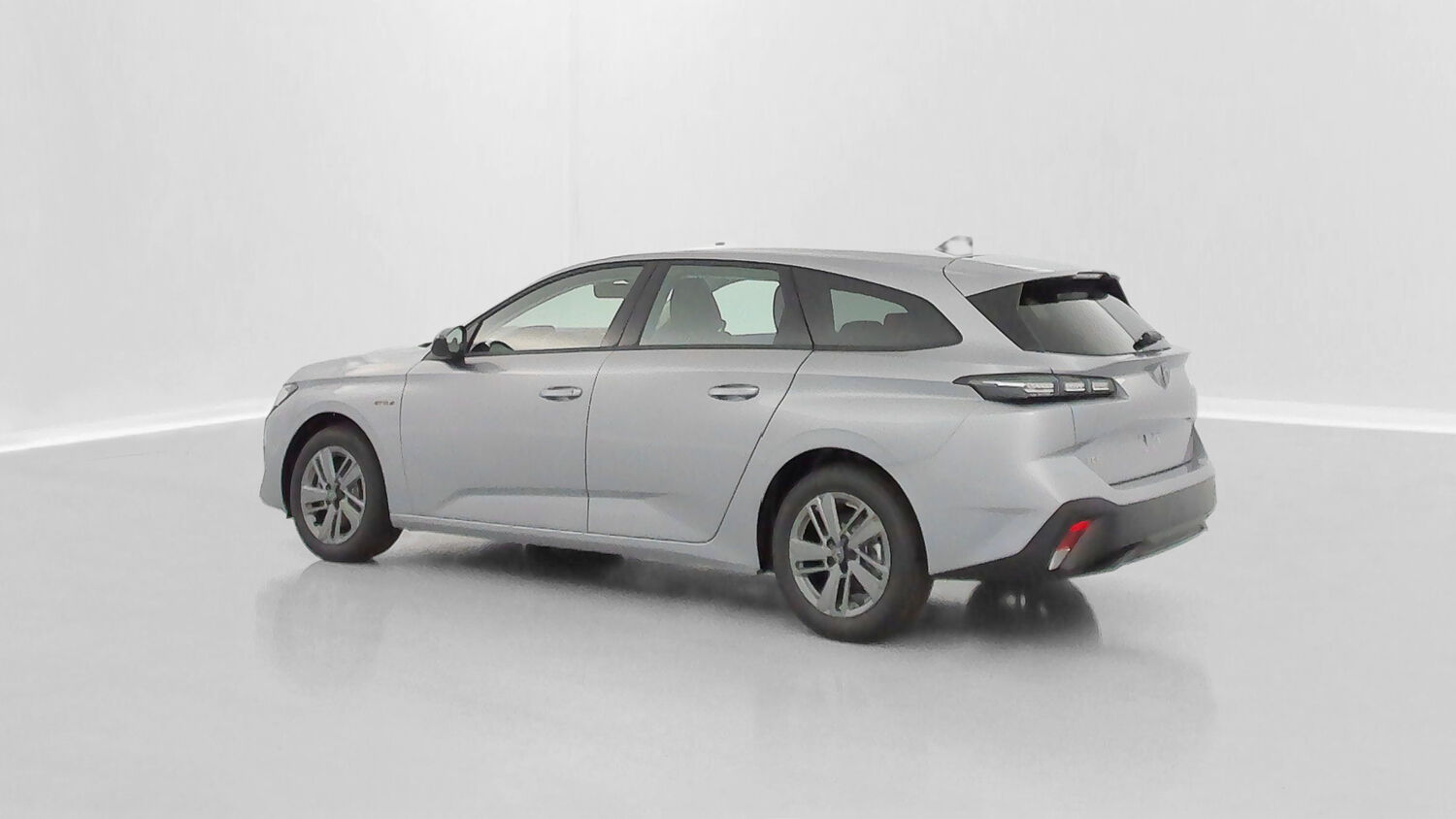 PEUGEOT 308 SW III 1.2 Hybrid 145ch Style e-DCS6