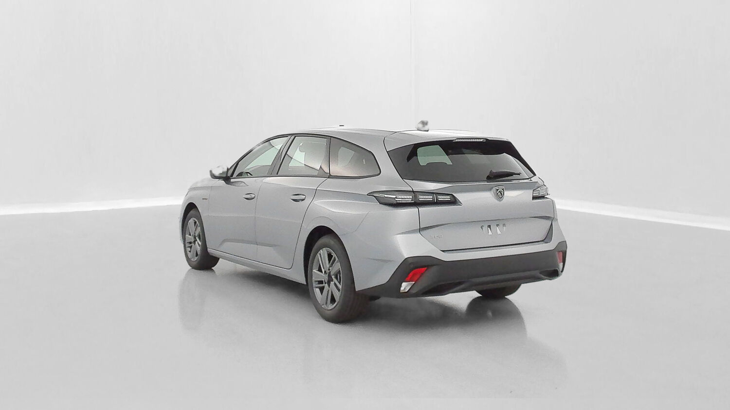 PEUGEOT 308 SW III 1.2 Hybrid 145ch Style e-DCS6