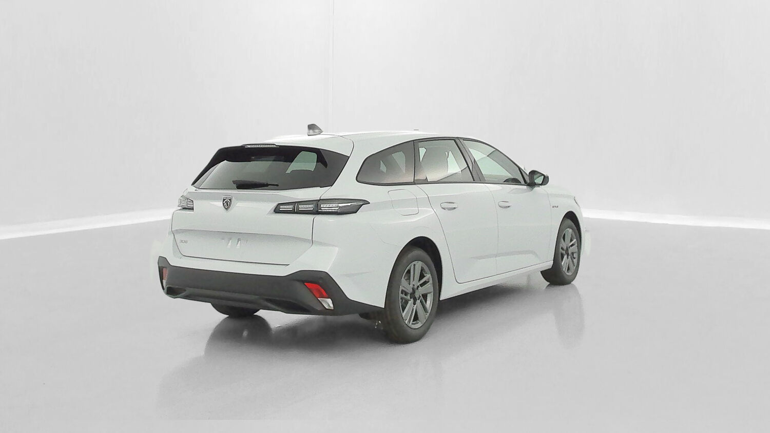 PEUGEOT 308 SW III 1.2 Hybrid 145ch Style e-DCS6
