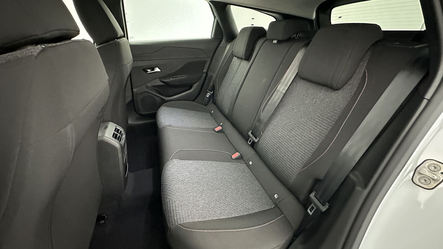 PEUGEOT 308 SW III 1.2 Hybrid 145ch Style e-DCS6