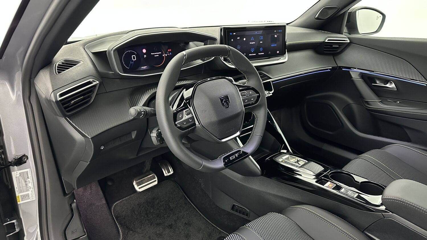 PEUGEOT 2008 II(2) 1.2 Hybrid 145ch GT e-DCS6